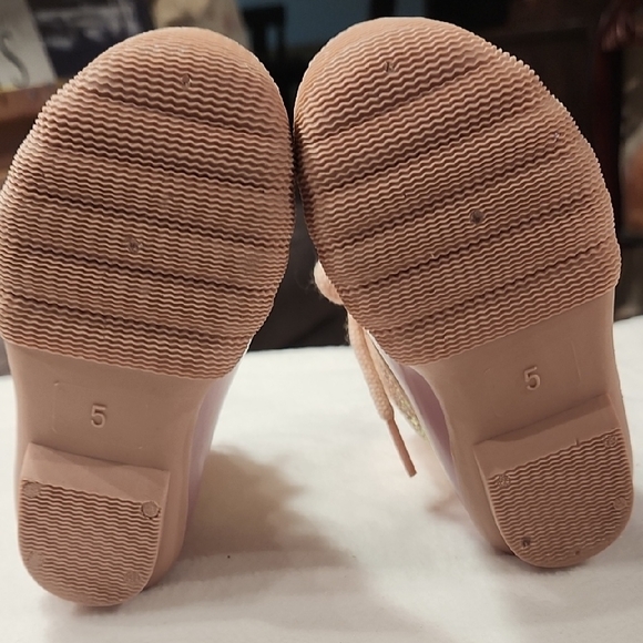 Kids Pink Lace-Up Boots - Picture 4 of 10